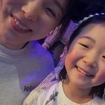 이지혜, '학비 1200만원' <b>사립</b>초 입학한 딸과 데이트…"다음은...