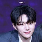 데뷔 16년 차 남돌의 팬사인회 비주얼 클라스