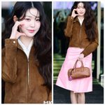 장원영, 또래랑 확 다른 출국길? 물오른 피부톤에 빈티지 감성 더한...