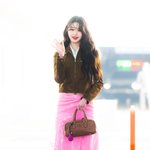 [댓글부탁해] [T포토] 아이브 장원영 '핑크 스커트가 포인트'