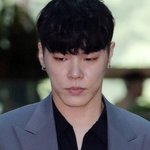 [단독] 가수 휘성, 자택서 숨진채 발견…"사망 <b>원인</b> 조사 중"