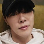 김새론·휘성 등 잇단 <b>비보</b>…스포트라이트 뒤 상처 감춘 스타들