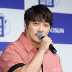 [엔터톡] <b>성아</b> 미안해" 故휘성 사망 비보에 KCM·옥주현·마마무...