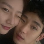 김수현 김새론 스킨십 사진 <b>모음</b>