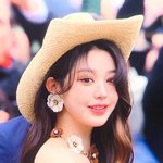 파리 미우미우 패션위크 장원영 <b>프리뷰jpg</b>