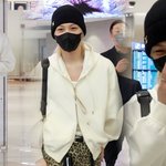 파리에서 돌아온 필릭스! 공항 패션까지 완벽 [TV10]