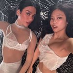 제니보다 가슴이 작은 두아<b>리파</b>