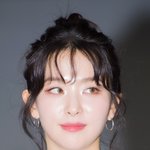 앞두고 뽐낸 꿀피부 슬갸’ (웬디의 영스트리트 출근길) [<b>HD</b>포토]