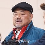 "우파 연예인 방송 없어, 유인촌 장관 뭐 하나" [<b>MD</b>이슈]