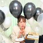 윤은혜, 화이트데이 데이트룩 “남친에 받고 싶은 선물 골라봐”