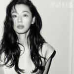 최근에 찍은 화보가 맞나 싶은 레전드 여배우