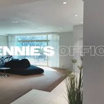 세계 최초로 소속사 사무실 공개한 제니