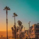 금요일 <b>업무</b> 종료.