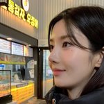 권은비, '워터밤 여신'이 휴게소에서 먹는 것은?…타고난 늘씬 몸매...