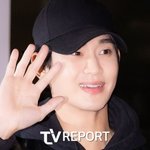 '최대 위기' 맞은 김수현, 납득 어려운 해<b>명문</b> [김현서의 콤,마]