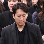 휘성 떠나보내며 슬퍼하는 하동균 [포토]