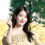 [팝업]아이유, ‘폭싹 속았수다’ 산타였다..스태프 <b>미담</b> 증언 또...