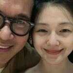 고 서희원 폭우 속 장례식… 구준엽, 유골함 안고 '눈물'