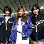 도쿄 시리즈 등판한 트와이스 미사모, 일본에서 인기 최고라더니!...