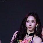 카리나 안 이쁘다고 햇던 애들 이거 다 봐줫으면 ㅠㅠ