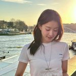 8년 결혼 생활 마침표…“사랑하는 사람들과 이렇게 <b>평화</b>롭다면.....