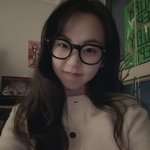 [모두드루와] 안소희 <b>뿔테</b>안경 쓰고 코 찡긋 애교 ‘어머나’ 못지않은...