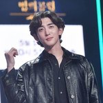 최정훈 드디어 ‘복면가왕’ 등판? ‘한지민 닮은꼴’ 신봉선 <b>추리</b>