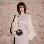 깔끔한 숏 <b>단발</b>로 등장한 트와이스 모모