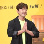 신화 이민우 '안면마비' 고백…"망가진 신경, 몇 년간 방치"