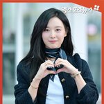 김지원 '가는길이 런웨이 <b>그</b> 자체'[엑's 숏<b>폼</b>]