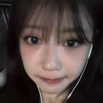 이미주, 이별 털고 일어나나…앞머리 매만지며 "외모 <b>체크</b>"