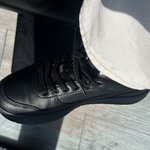 까만 신발은 처음 신어봐