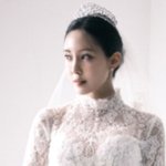 '4월의 신부' 효민, 웨딩드레스 자태 공개…"<b>순백</b>의 우아함"