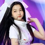 민지, 뒤늦은 탈퇴 소식…"더 <b>성장</b>해 돌아올 것" [전문]