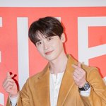 [현장포토] "스윗의 정석"…이종석, 설렘 폭발 하트