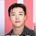 우도환,’로맨틱 눈빛’ [O! <b>STAR</b> 숏폼]