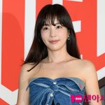 기은세, 섹시한 <b>청청</b>패션...쇄골미인[TEN포토+]