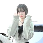 여자친구 유주 ‘팬들 향해 손인사’[포토엔<b>HD</b>]