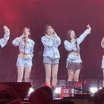 [현장] 뉴진스, 홍콩 공연에서 “법원 판단 존중…잠시 활동 멈추겠다”