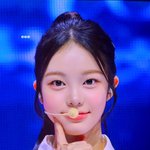 이건 블러셔 어느 위치에 한 거임?