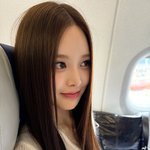 근데 <b>방지민</b>은 왜 머리 안넘기는거임