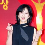 장나라, "연기대상 수상 후 '6살 연하 남편' 앞에서 눈물 흘려"...