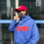 <b>이승환</b>, 경찰서 출두해 고발 촉구→너희가 안 하면 내가 해 “끝까지...