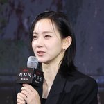 ‘계시록’ 신현빈 “아예 메이크업 안한건 처음..나도 신기했다”(씨네타운)