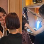 <b>산발</b> 머리의 김유정, 스태프 헤어메이크업에 열중…이렇게 귀여울 수가