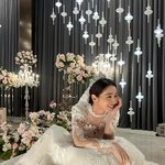 ‘이병헌’이민정, 유튜브 개설..<b>소통왕</b> 예고 “대댓도 달 것, 많이...