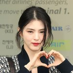 [어케생각해] 한소희, 팬들과 밀착 소통한다..이종석·이준혁 이어...