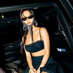 [어케생각해] 화사, 강렬한 란제리룩에 지드래곤 한 스푼 “뜨겁다...