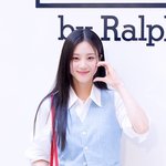 [현장포토] "사르르 녹는다"...홍<b>화연</b>, 힐링 스마일