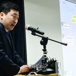 김새론 유족 측 “김수현 향한 과도한 <b>비난</b> 자제 부탁…고소 고려...